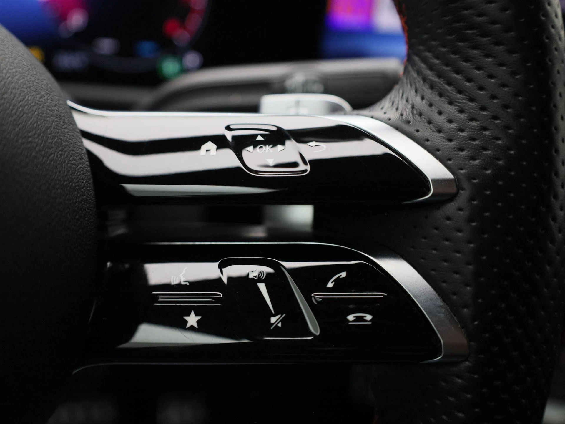 Mercedes-Benz-A-Klasse-image-25