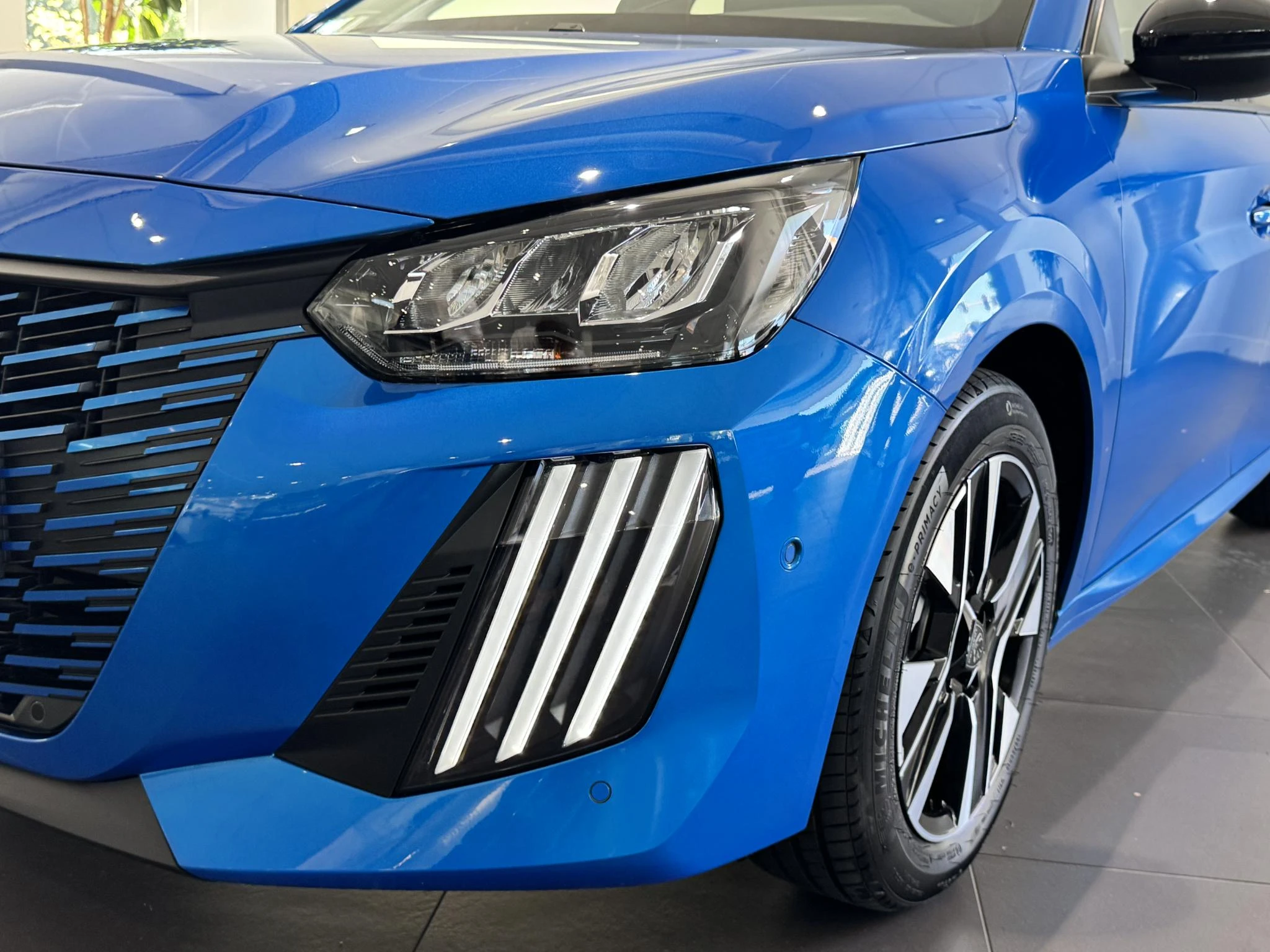 Peugeot 208 1.2 Hybrid 110 e-DCS6 GT