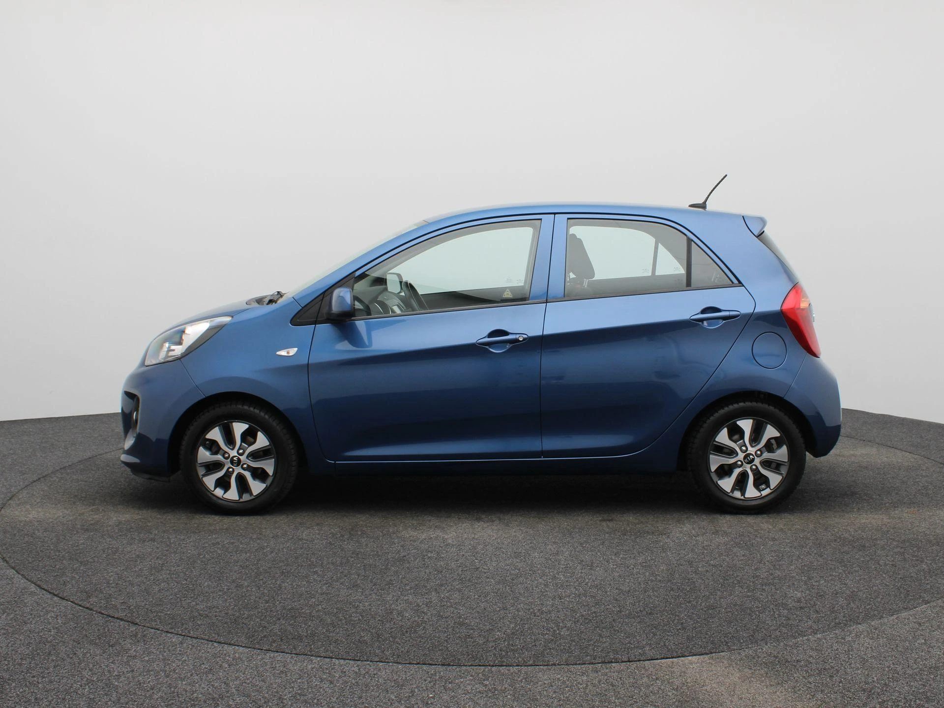 Kia-Picanto-image-3
