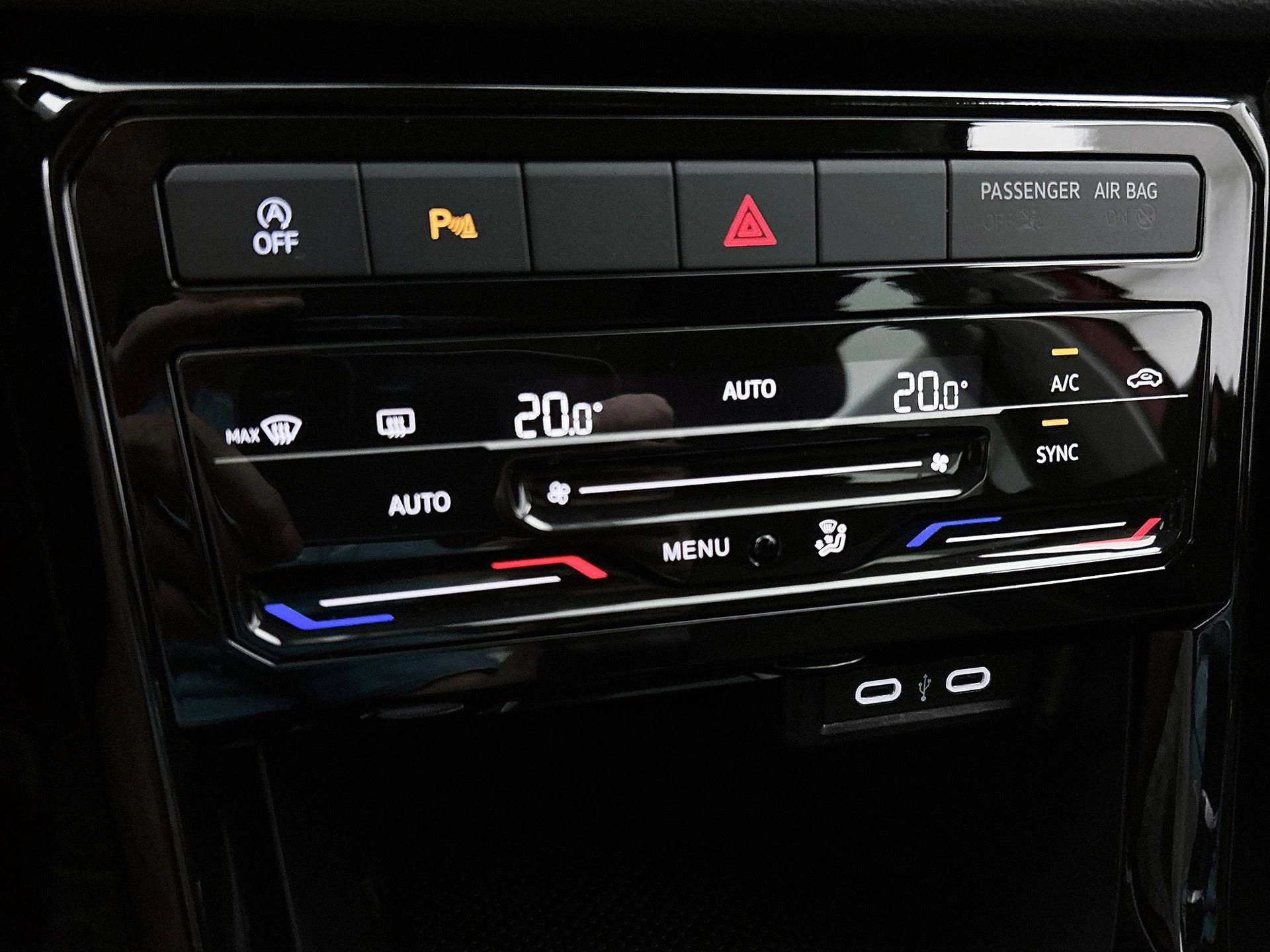 Volkswagen-T-Cross-image-17