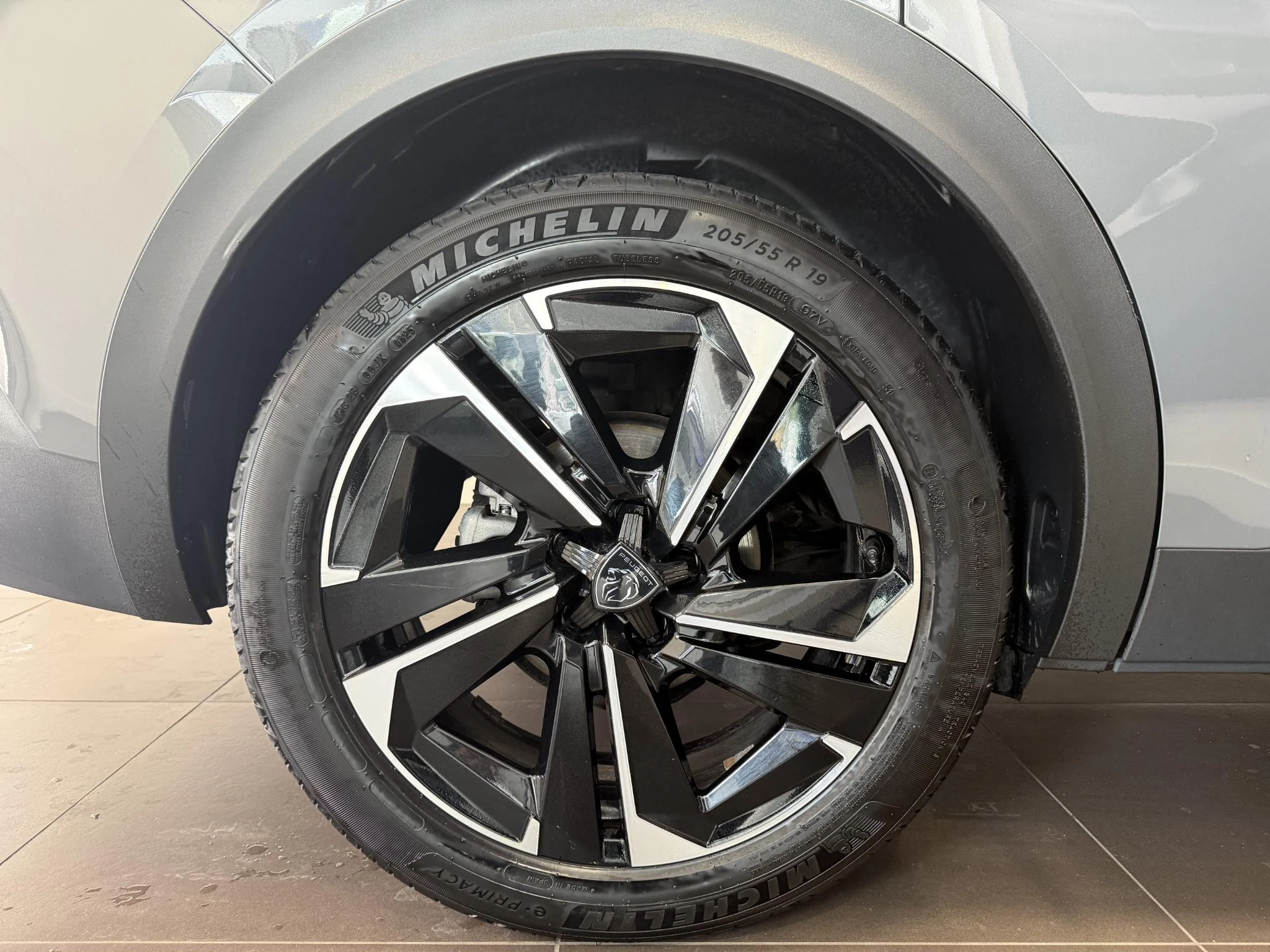 Peugeot-408-image-4