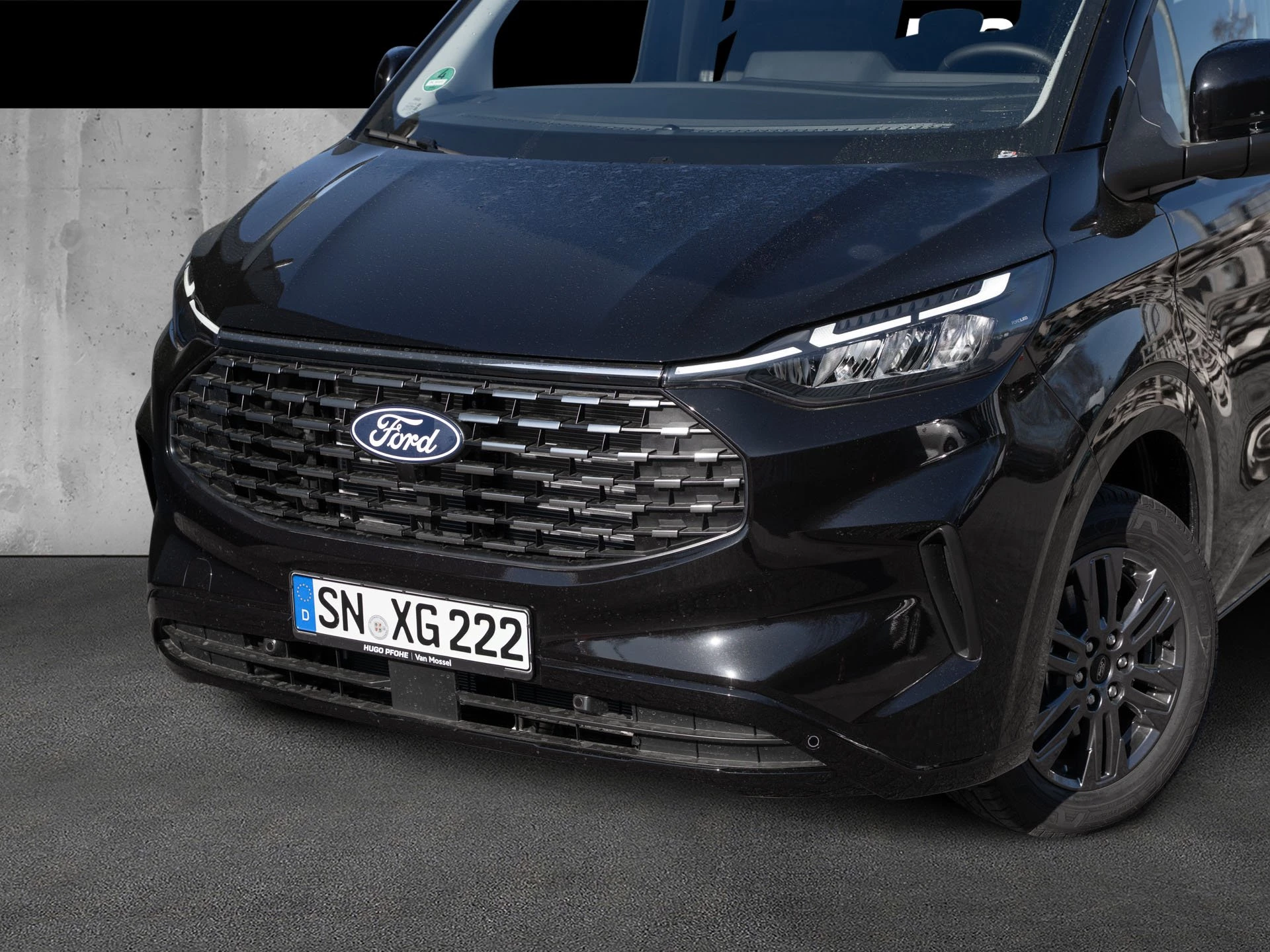 Ford Tourneo Custom Titanium 320 L2 2.0 l EcoBlue TECH.PKT*KLIMAAUT.*GJR