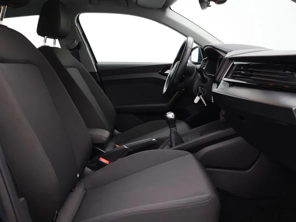 Audi-A1 Sportback-image-8