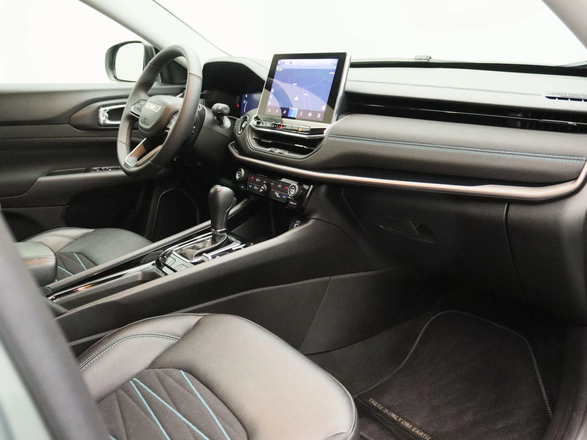 Jeep-Compass-image-23