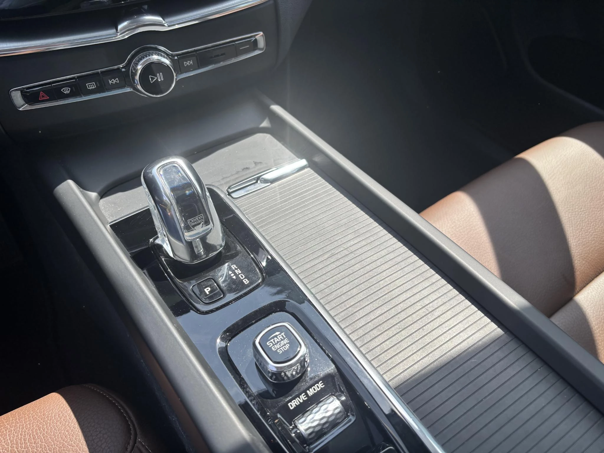 Volvo XC60 T8 Twin Engine AWD Momentum Luchtvering Heico Aut.