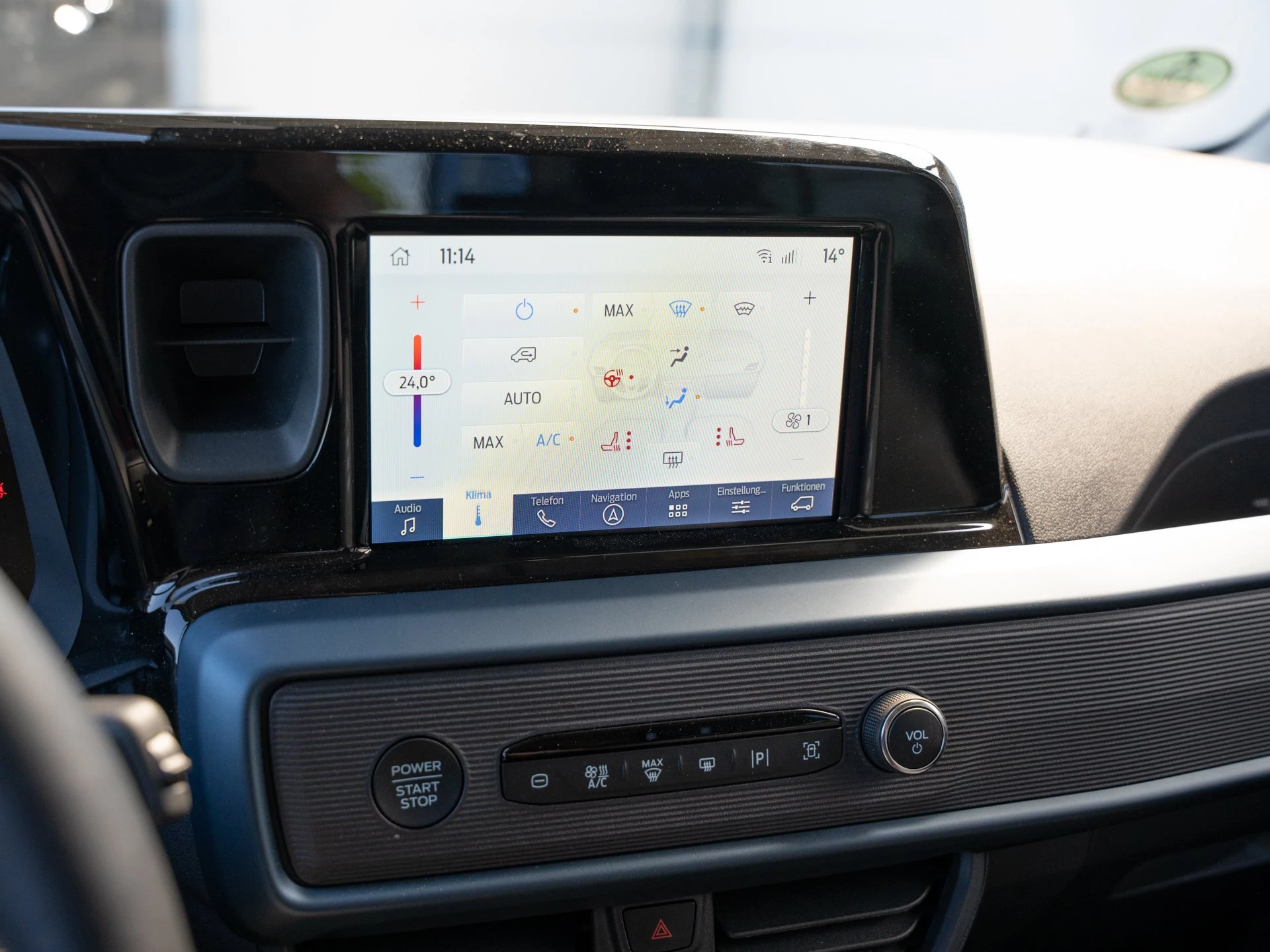 Ford-Tourneo Courier-image-10