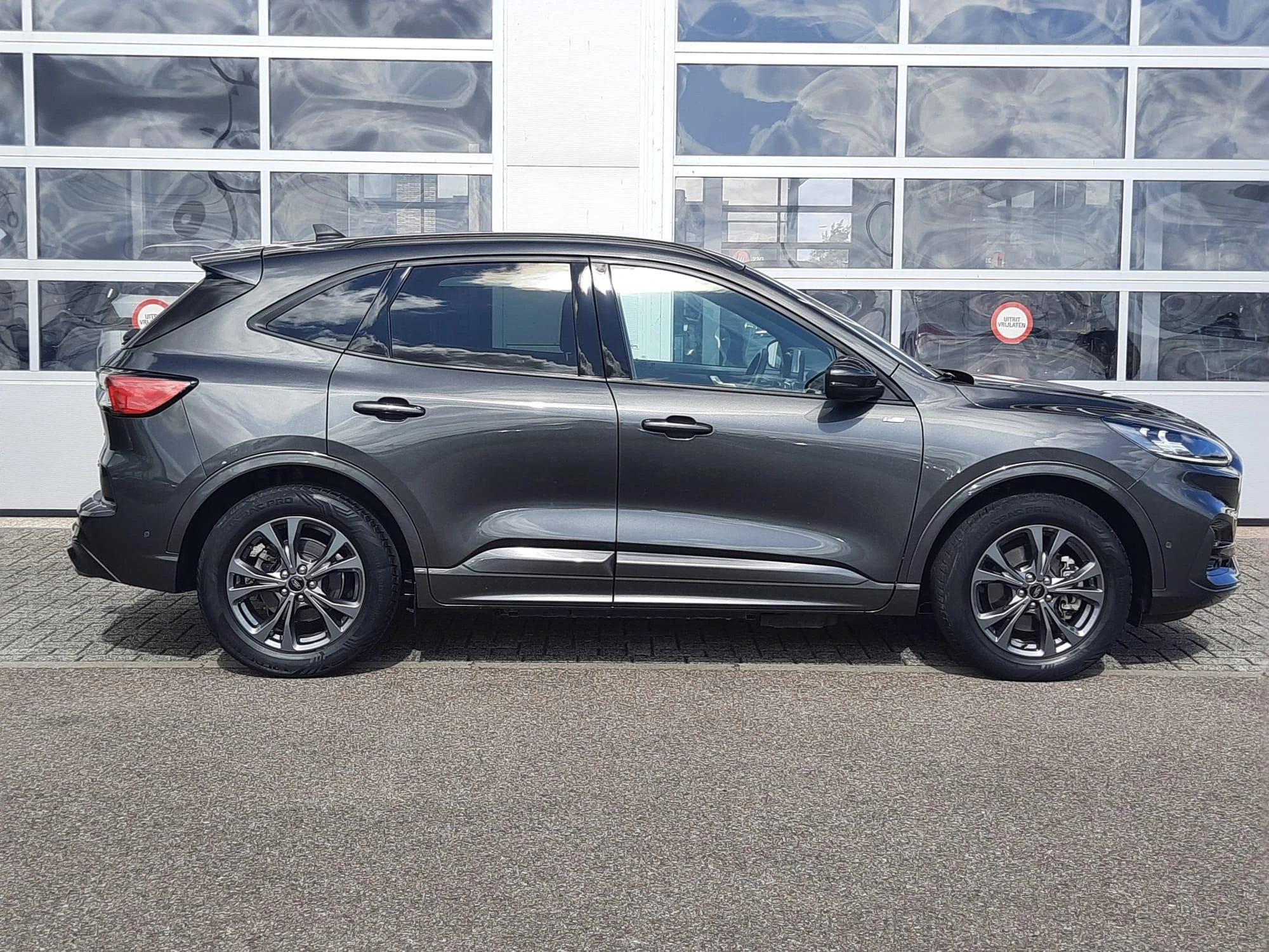 Ford-Kuga-image-4