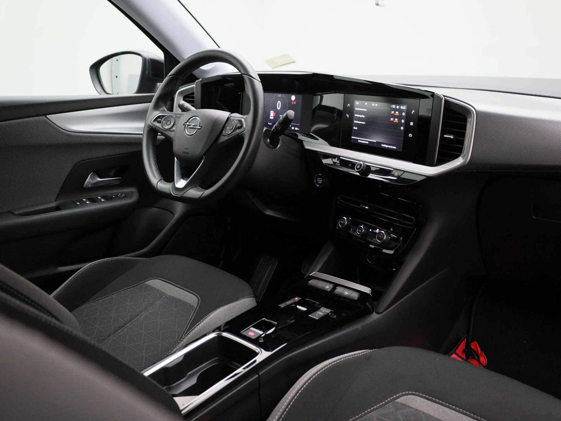 Opel-Mokka-e-image-32