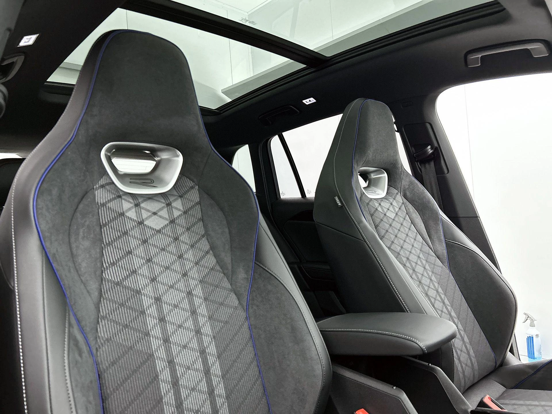 Volkswagen-Tiguan-image-30