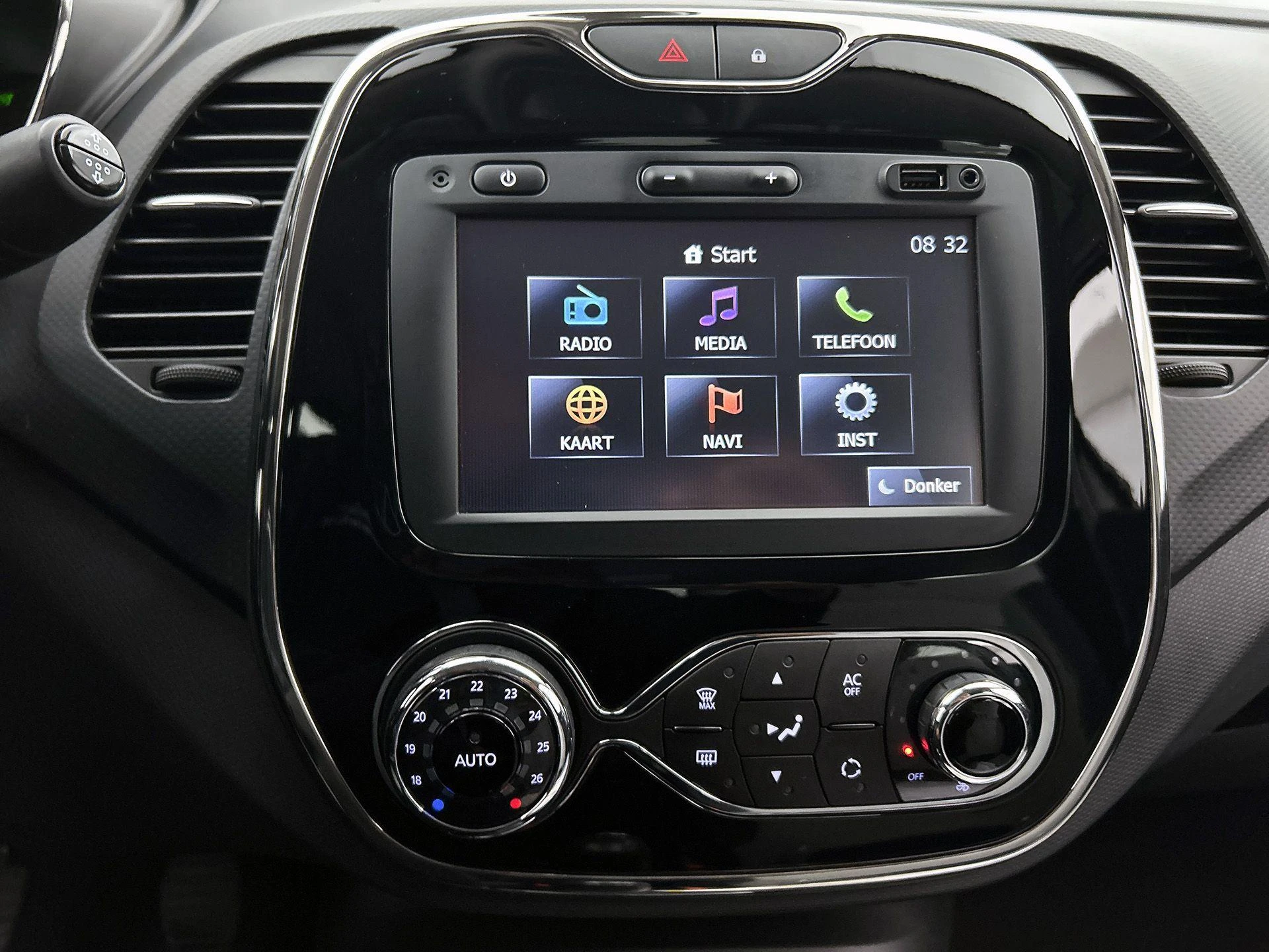 Renault-Captur-image-28