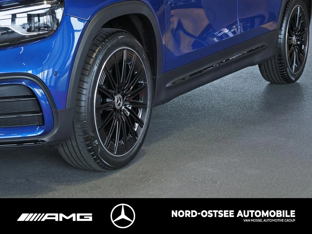 Mercedes-Benz GLB 200 AMG NIGHT PANO SOUND 360° DISTRONIC AMG Line