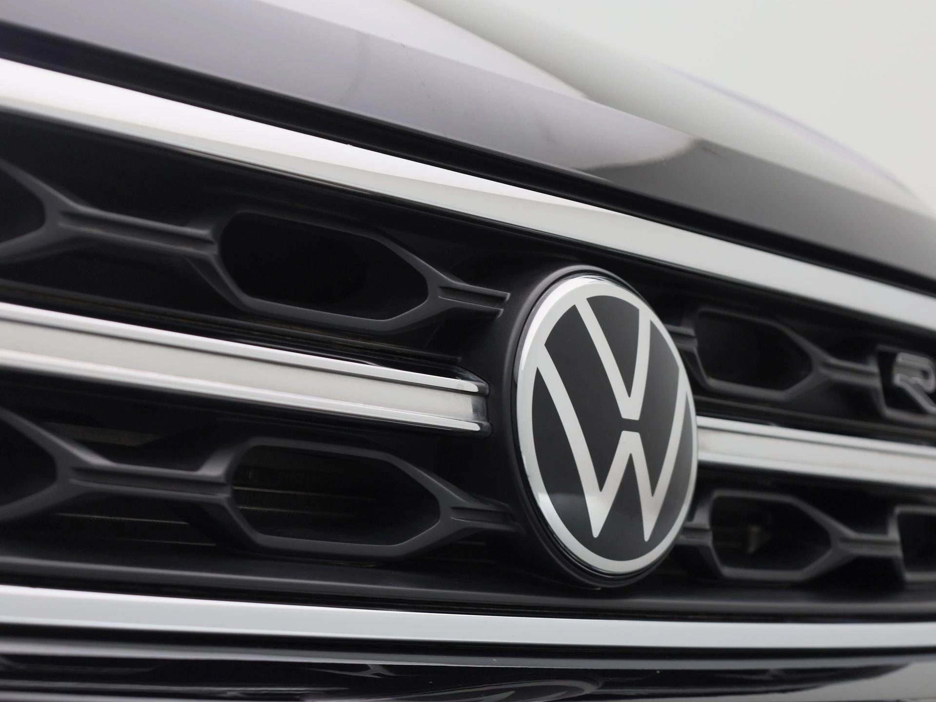 Volkswagen-T-Roc-image-47