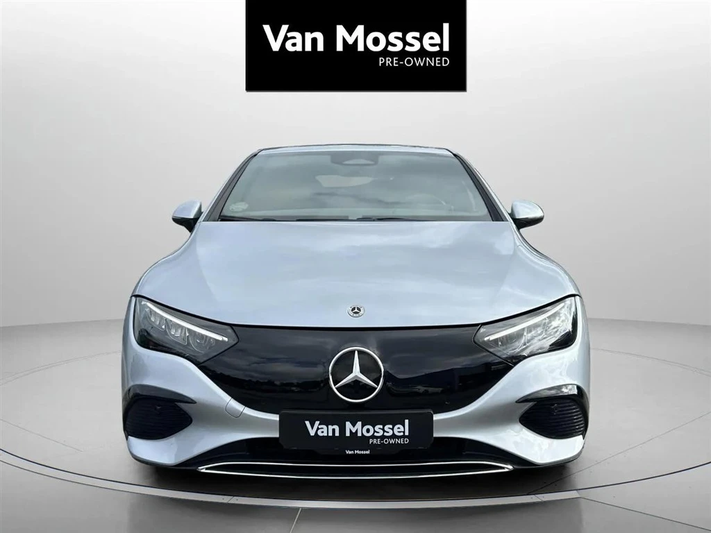 Mercedes-Benz-EQE-image-1