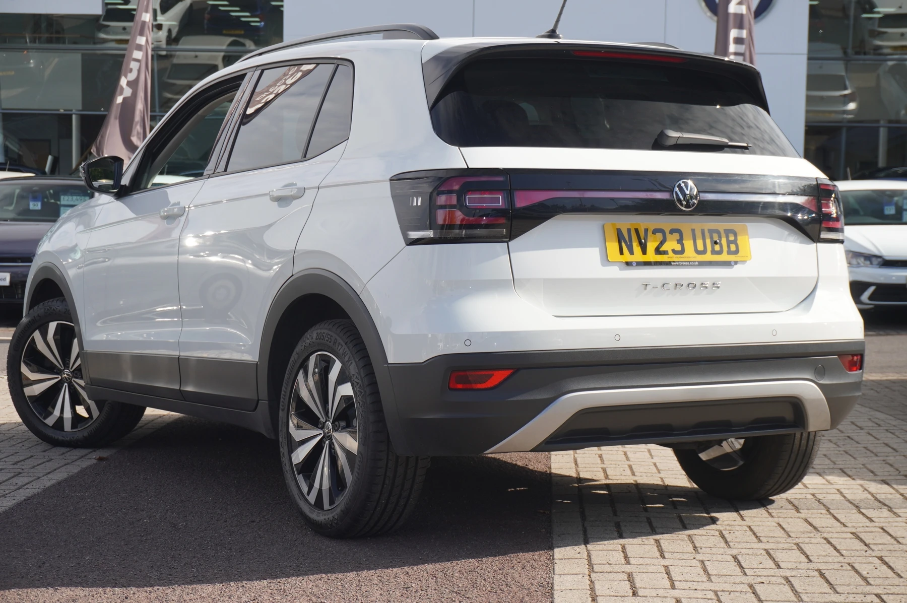 Volkswagen-T-Cross-image-2
