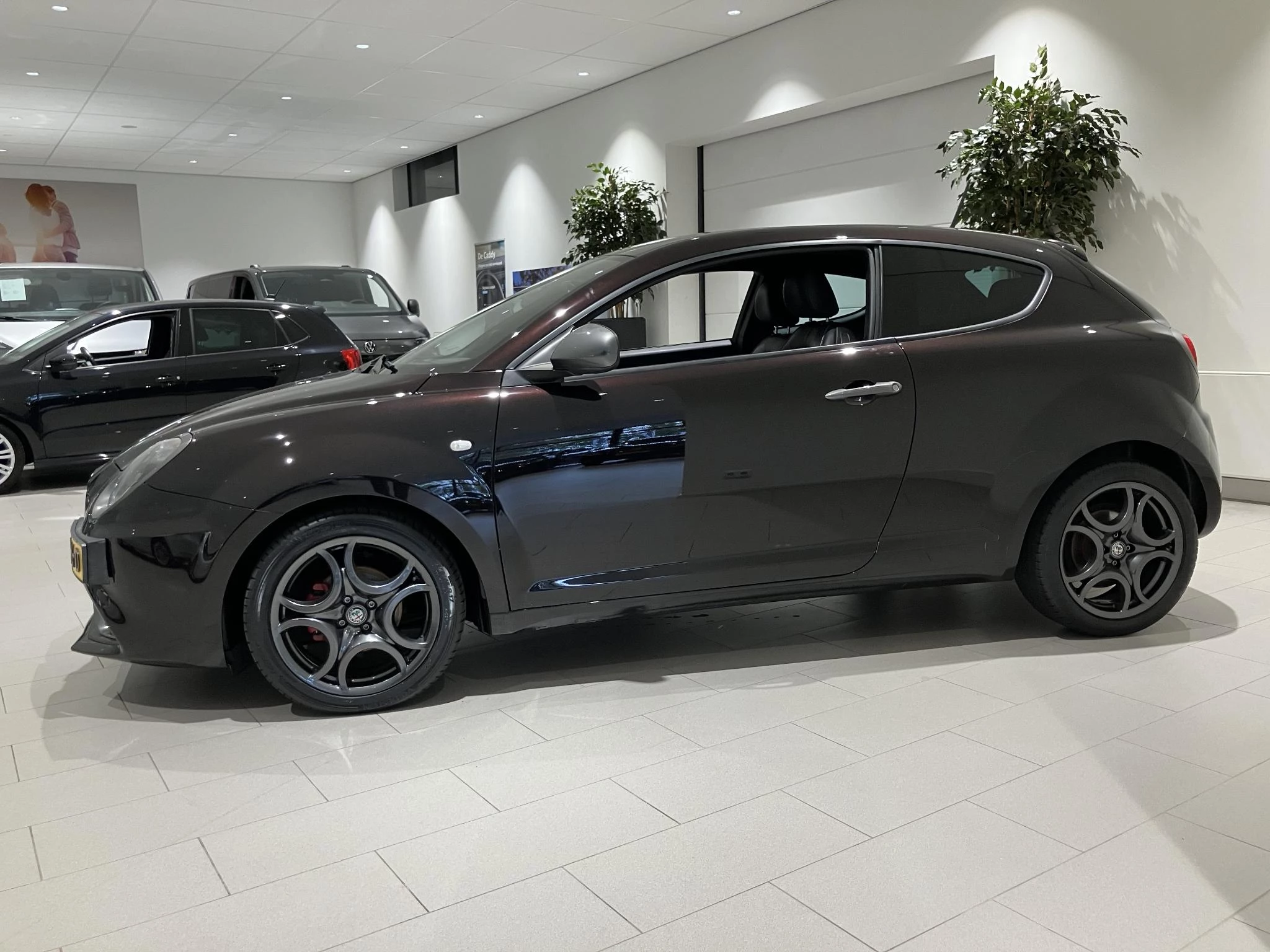 Alfa Romeo-MiTo-image-2