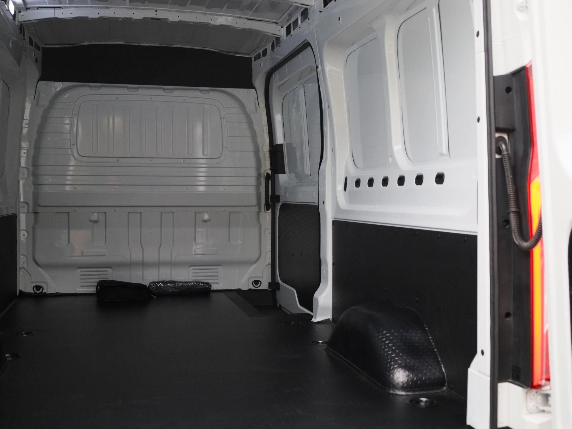 Maxus-eDeliver9-image-15