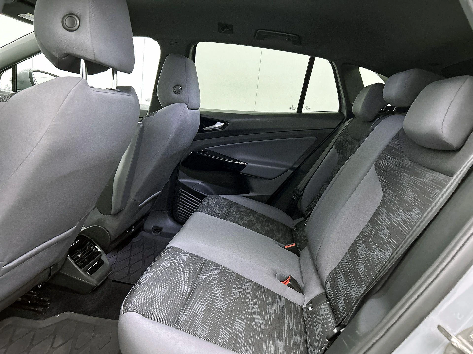 Volkswagen-ID.4-image-26