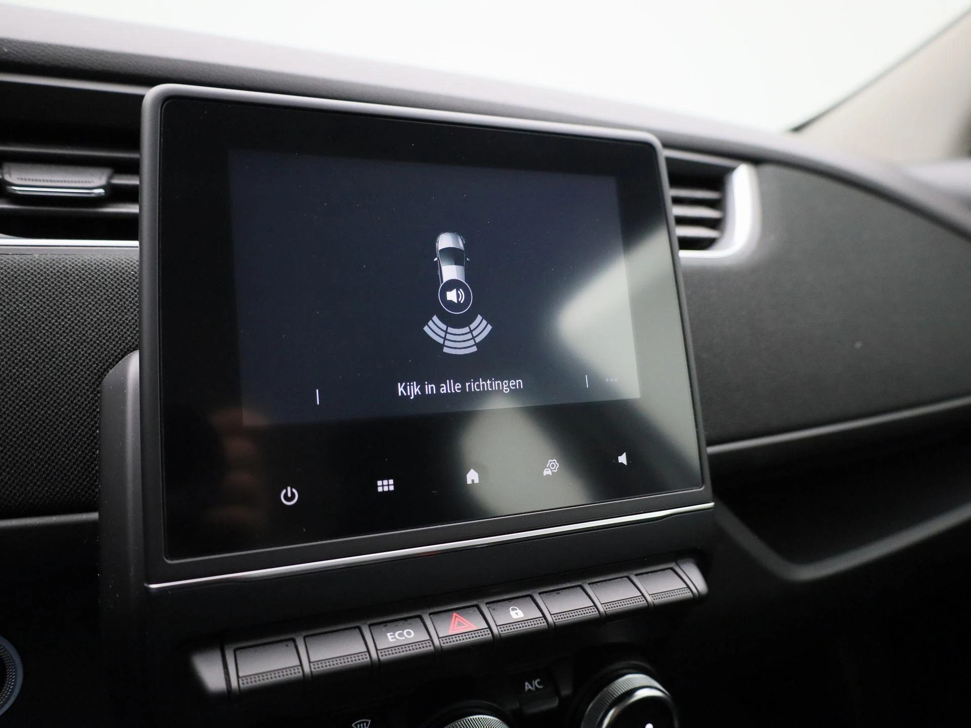 Renault-ZOE-image-25