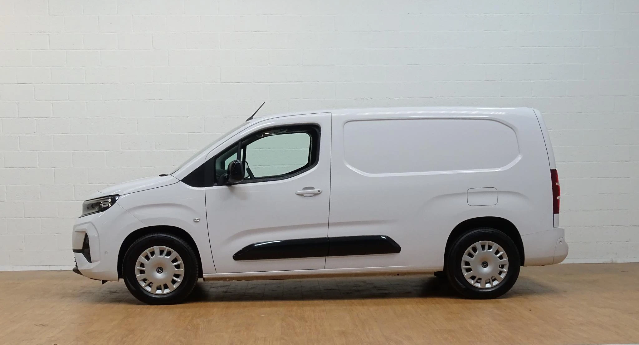 Opel-Combo-e-image-4