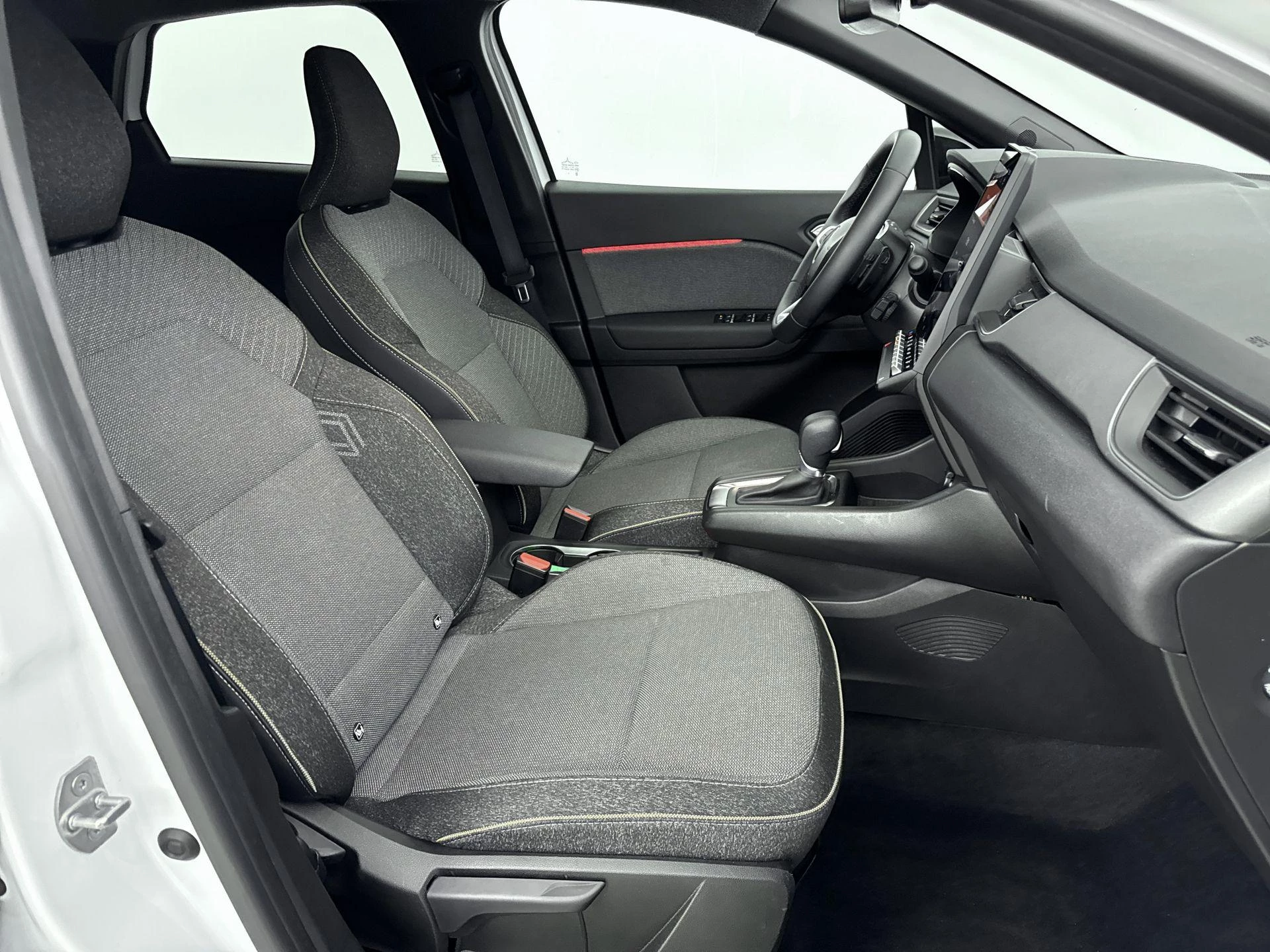 Renault-Captur-image-24