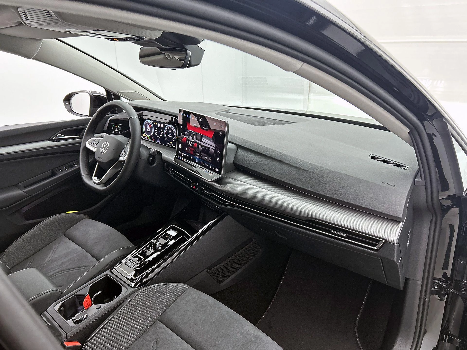 Volkswagen-Golf-image-20