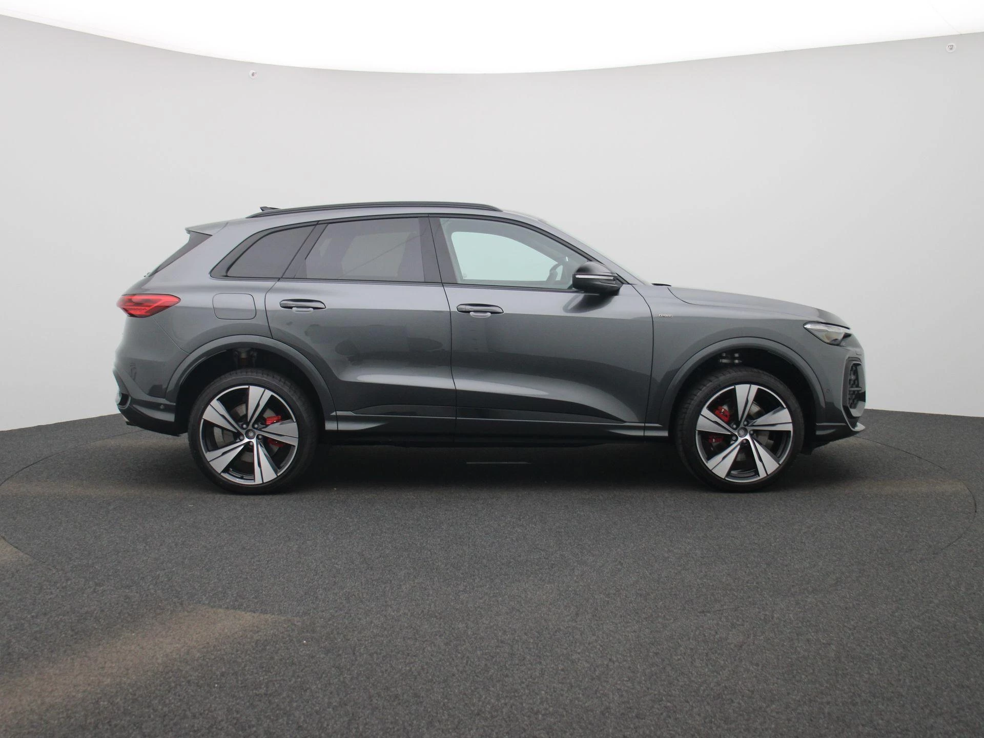 Audi Q5 2.0 TFSI e-hybrid quattro S edition Competition