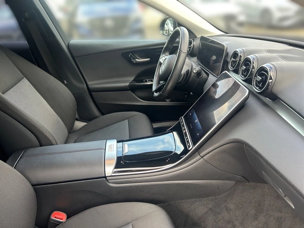Mercedes-Benz-C-Klasse 220-image-15
