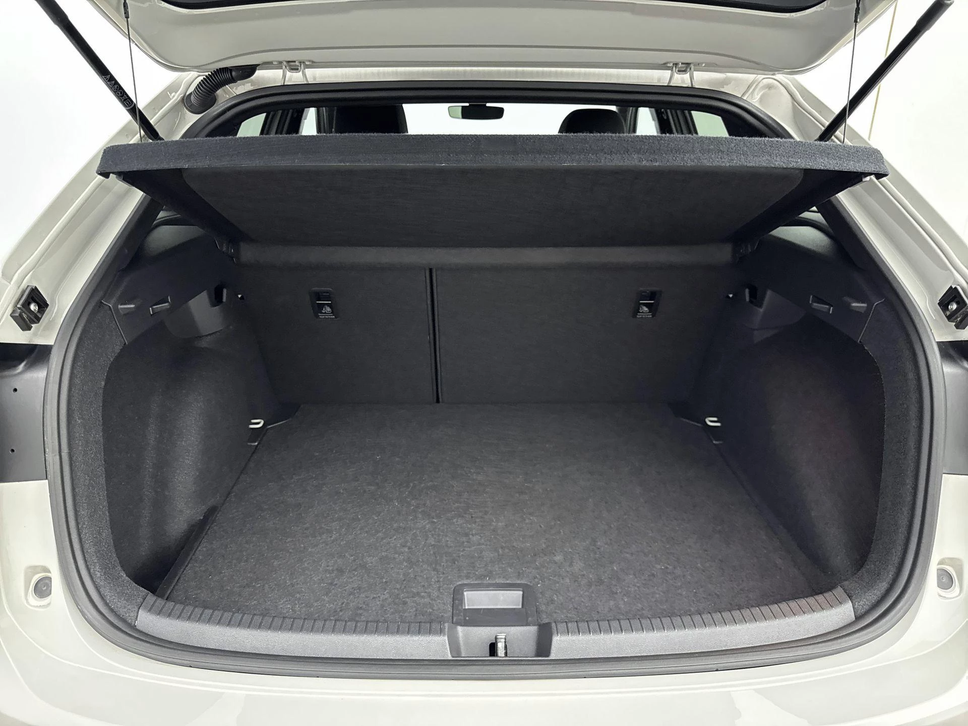 Volkswagen Taigo 1.0 TSI R-Line Business