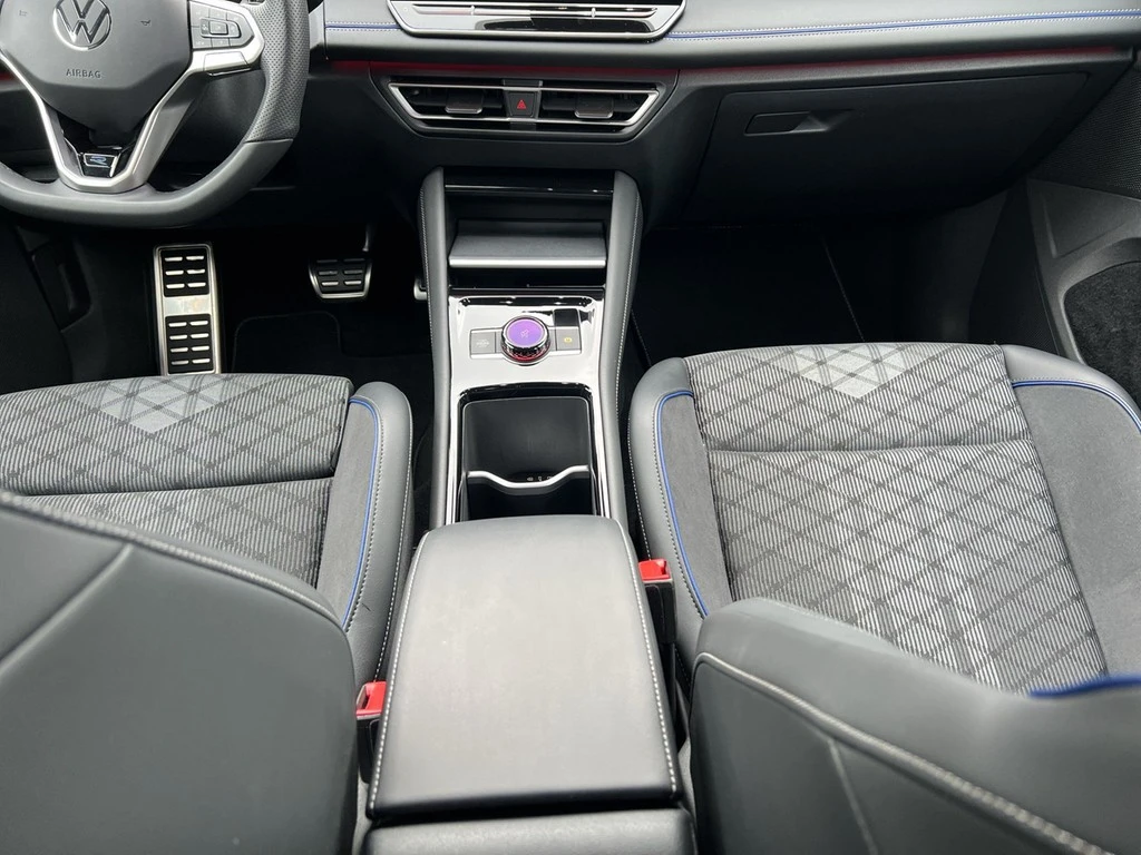 Volkswagen-Tiguan-image-8