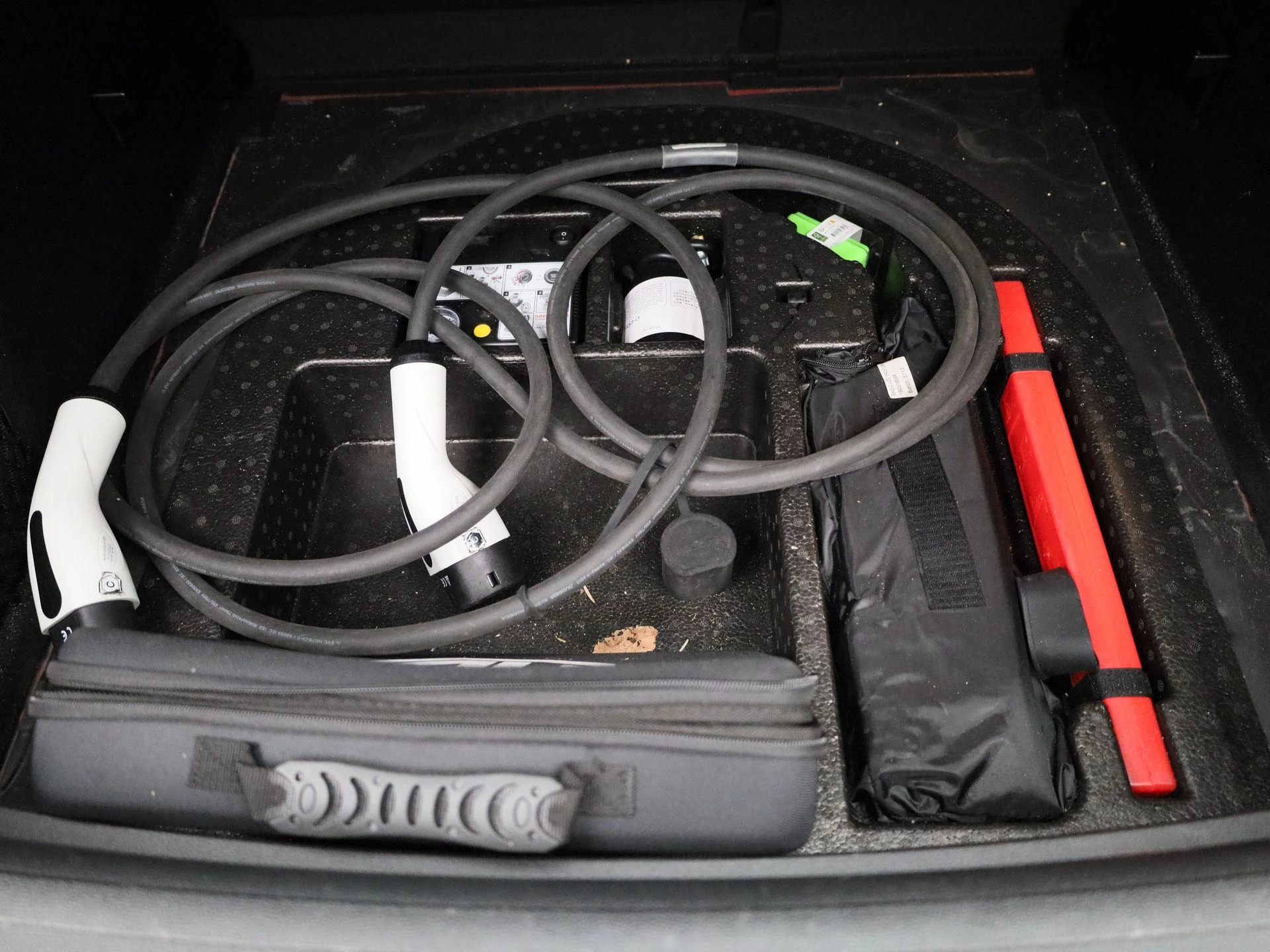 MG-ZS EV-image-11