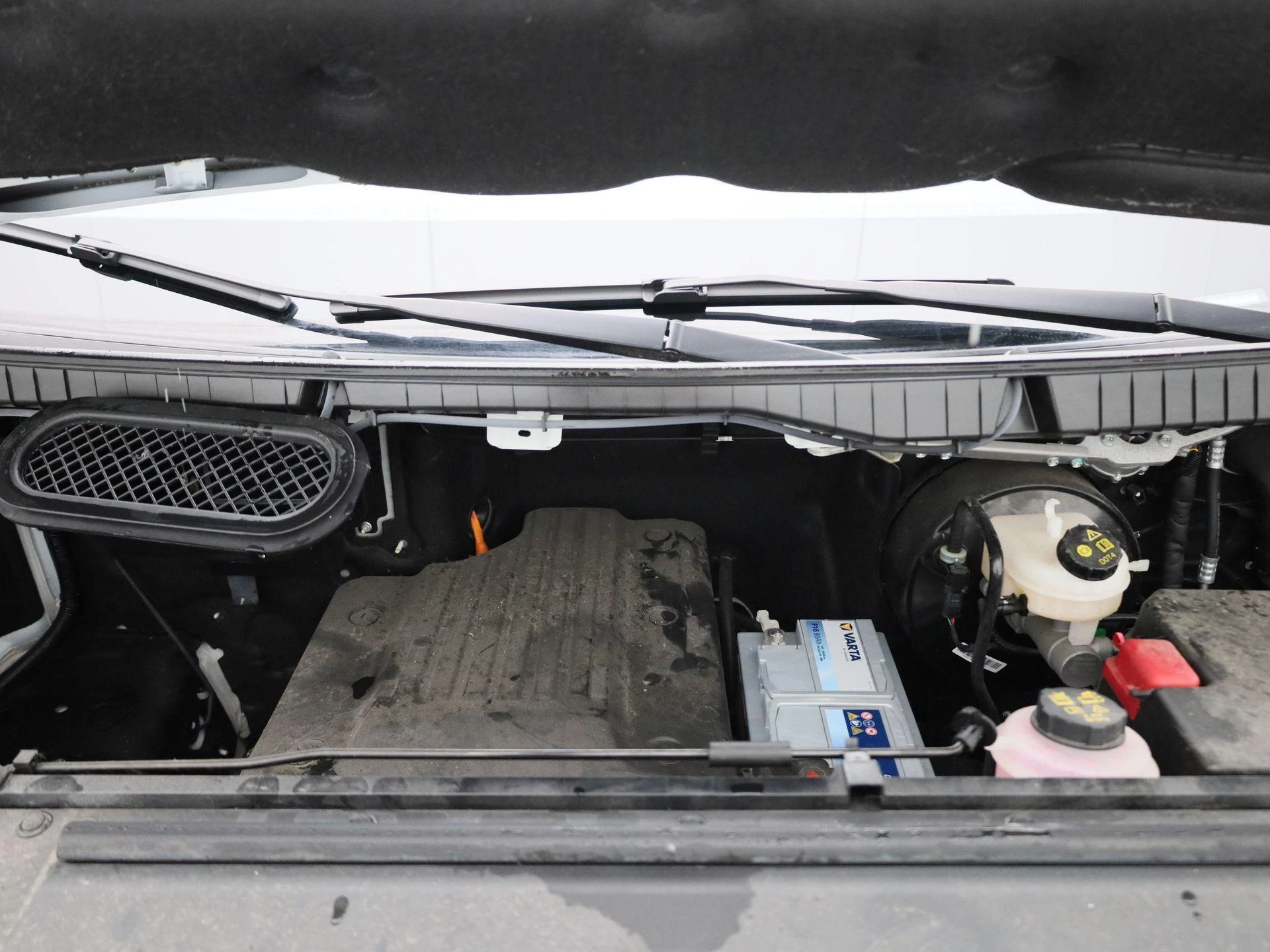 Maxus eDeliver9 L3H2 Business DEAL 89 kWh