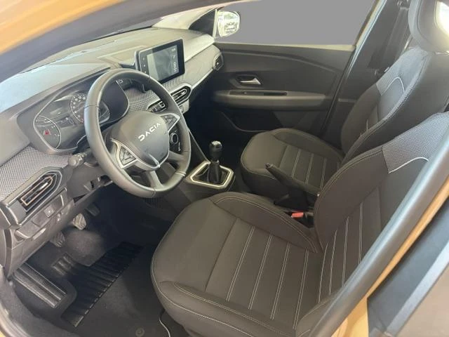 Dacia-Sandero Stepway-image-8