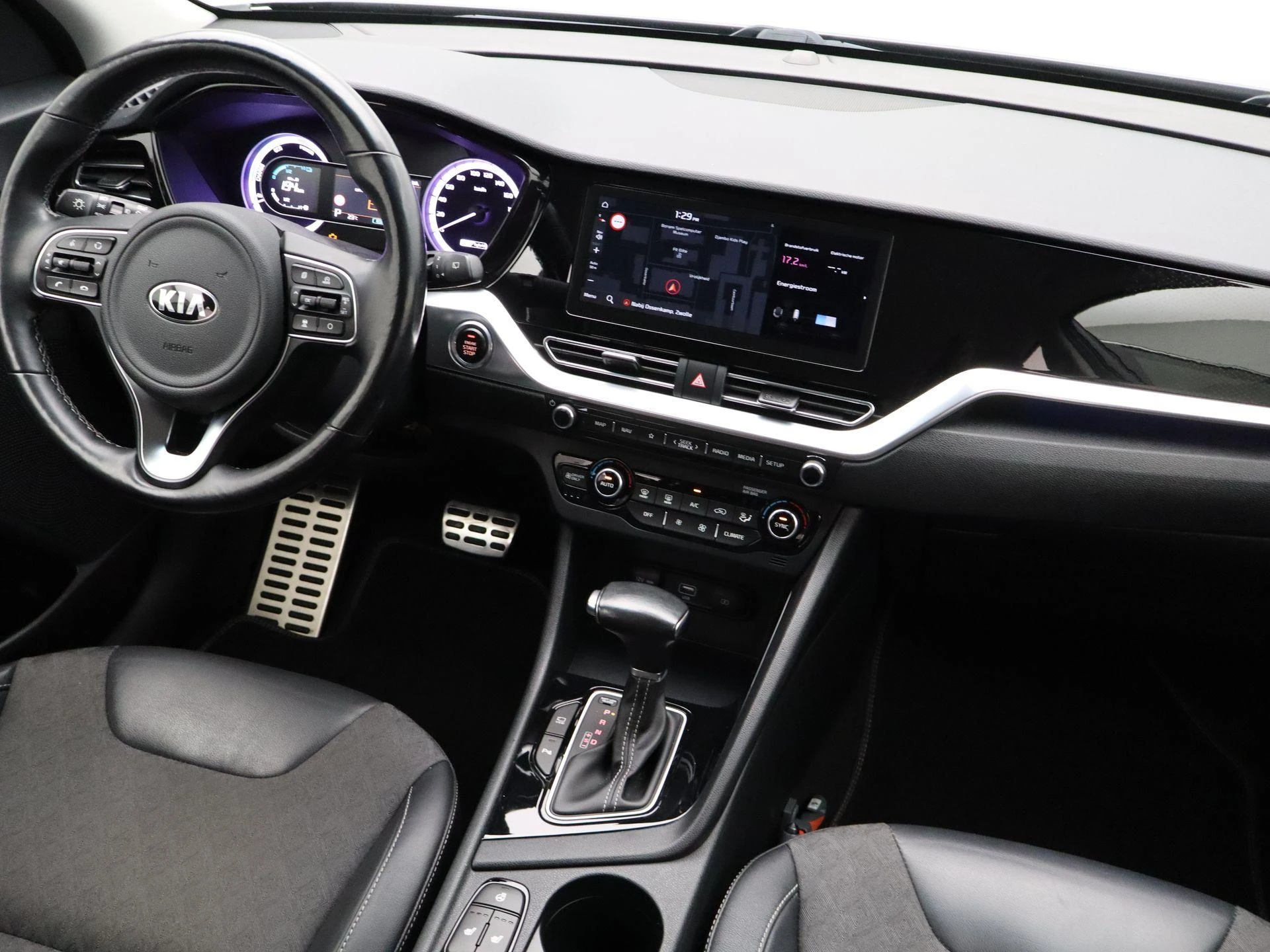 Kia-Niro-image-32