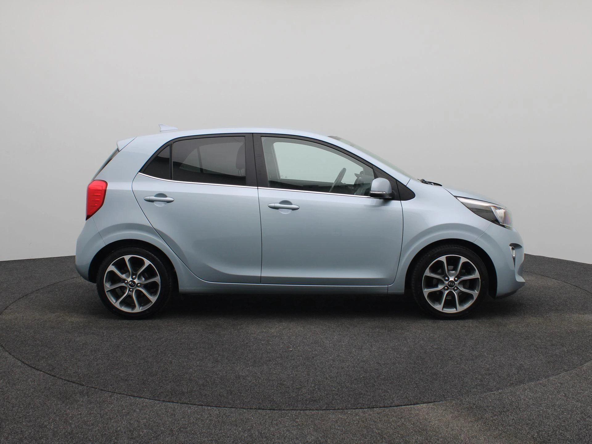 Kia-Picanto-image-5