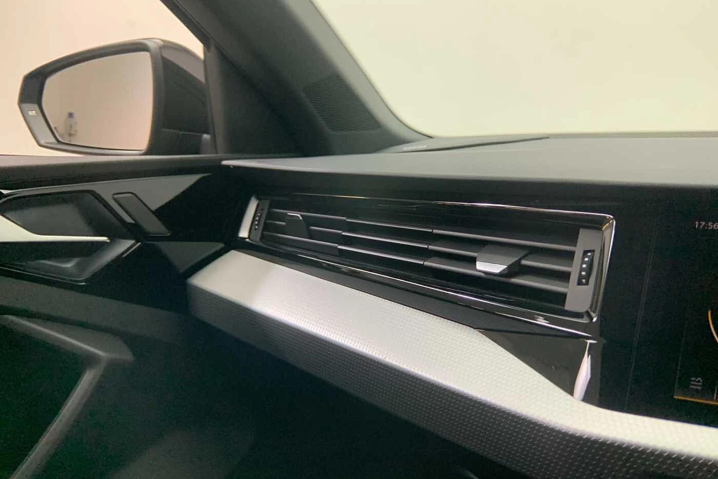 Audi-A1 Sportback-image-18