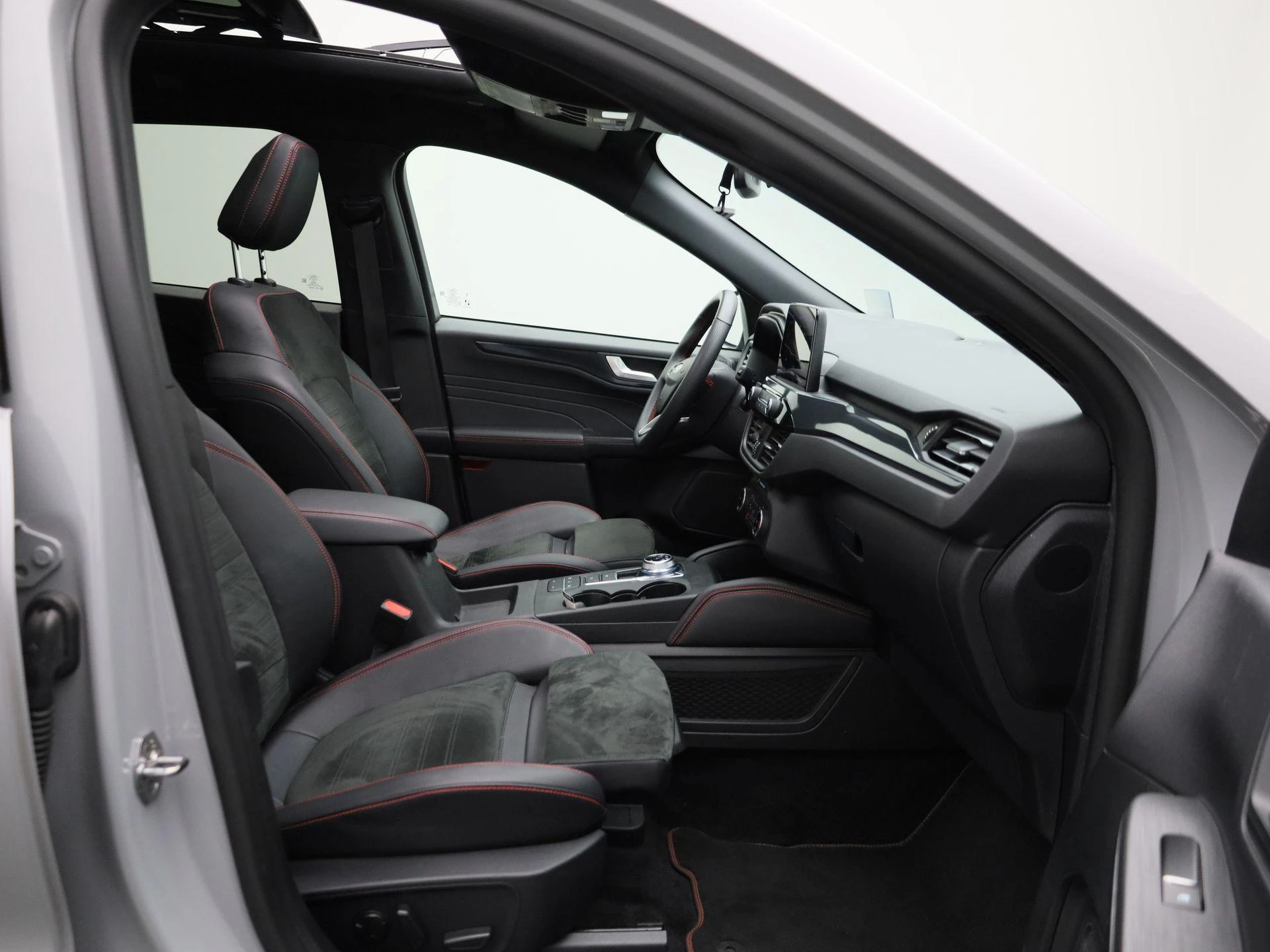 Ford-Kuga-image-44