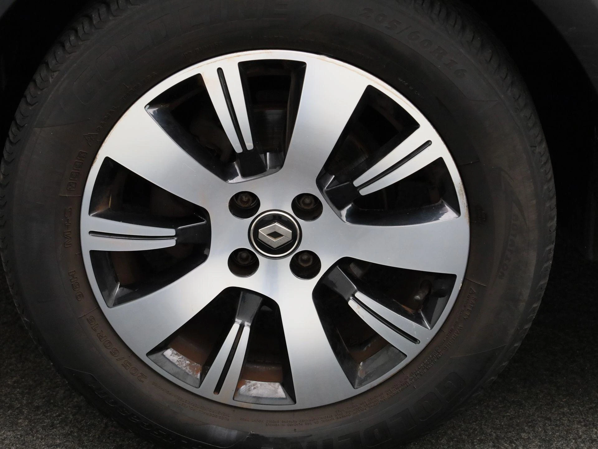 Renault-Captur-image-11
