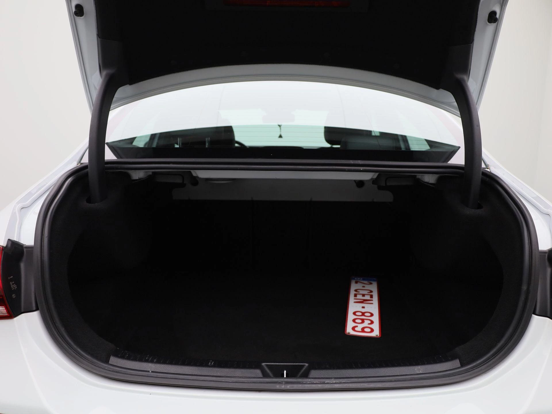 Mercedes-Benz A-Klasse Limousine A 180 Luxury Line