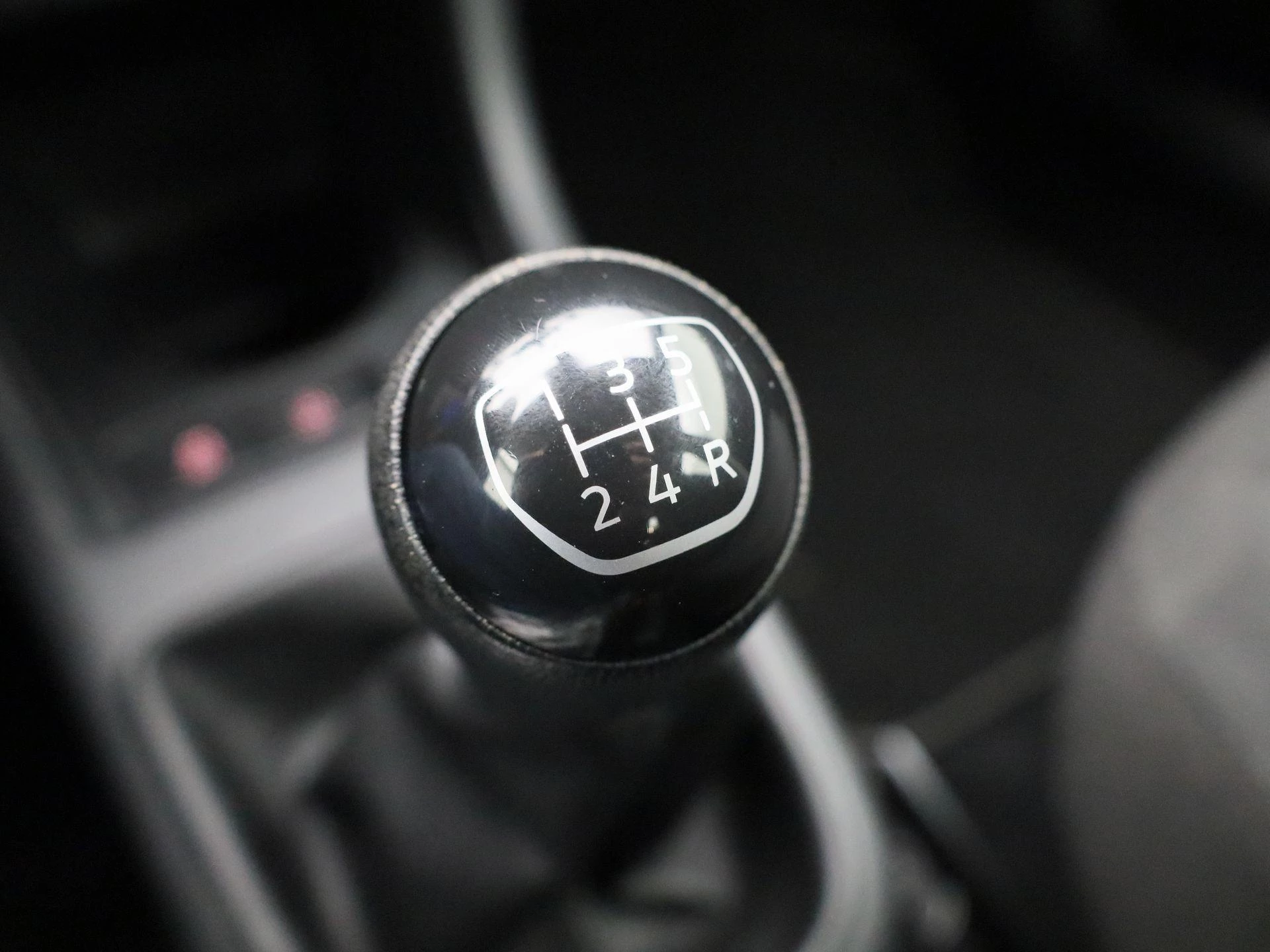 Volkswagen-up!-image-16