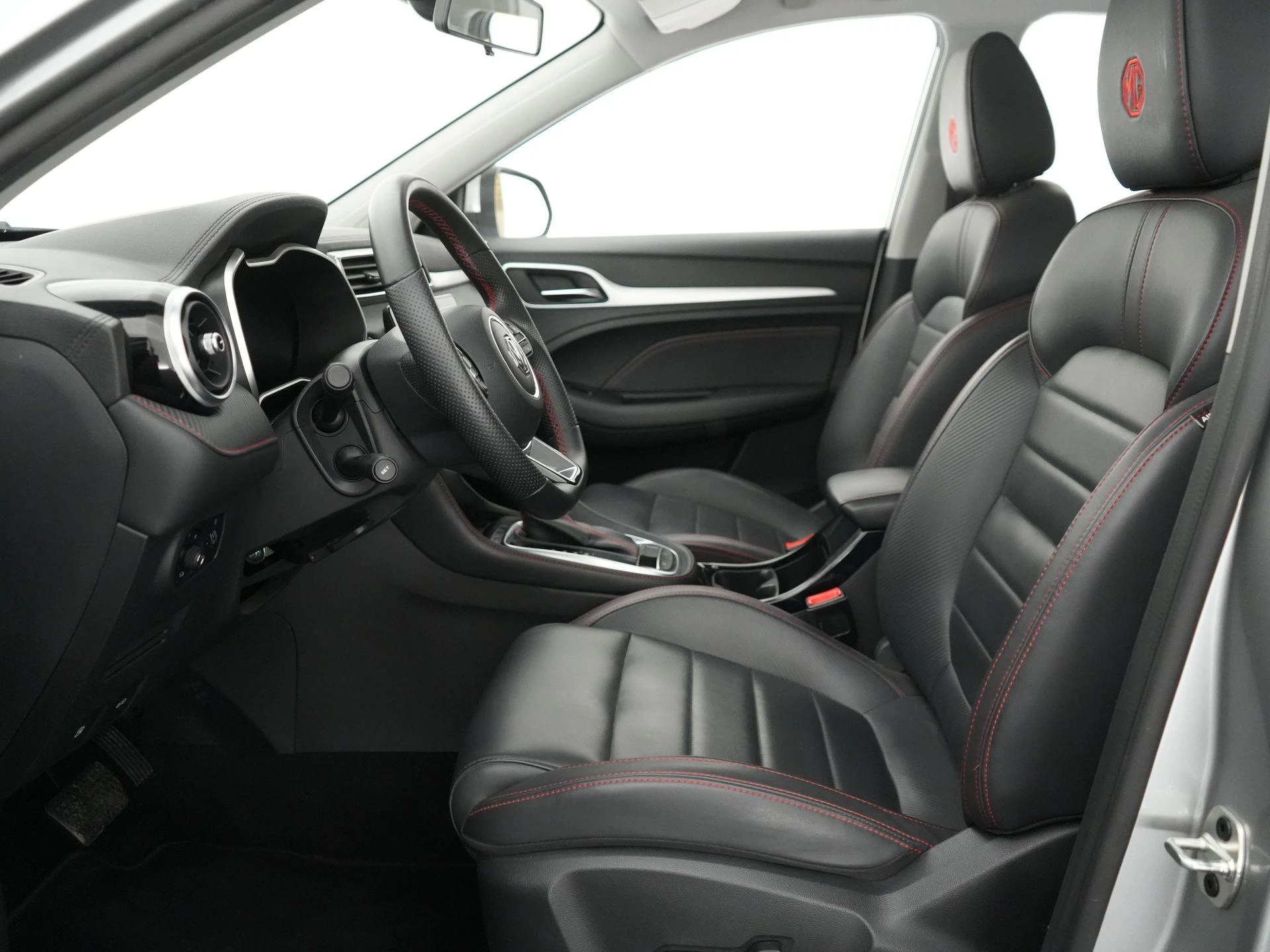 MG-ZS-image-10