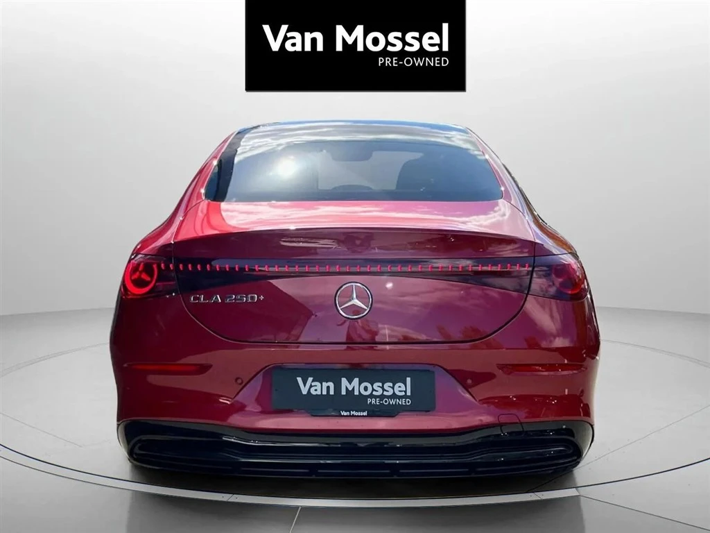 Mercedes-Benz-CLA-image-5