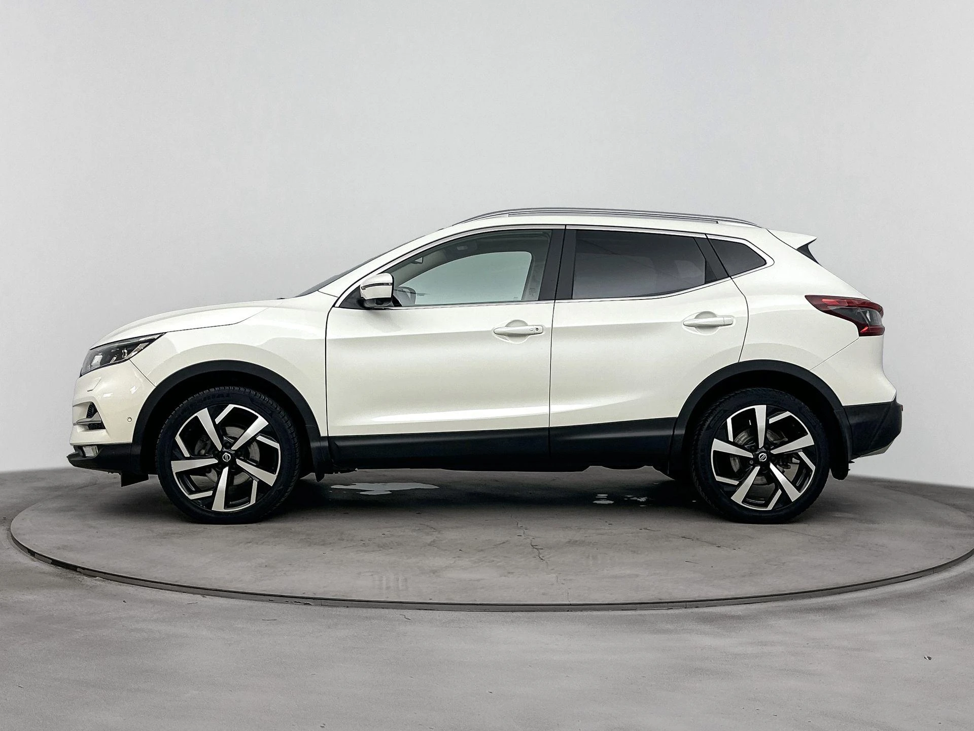 Nissan-QASHQAI-image-1