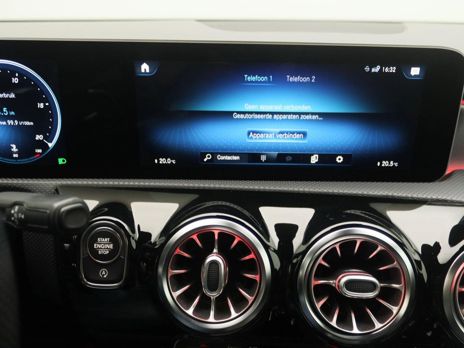 Mercedes-Benz-CLA-image-9
