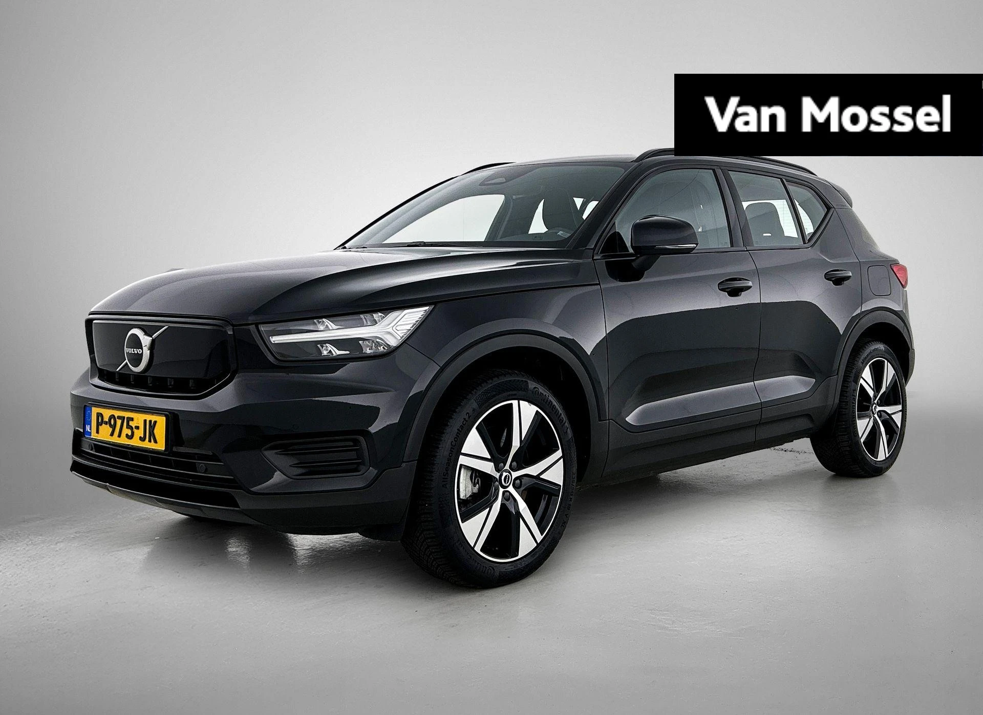 Volvo-XC40-image-0