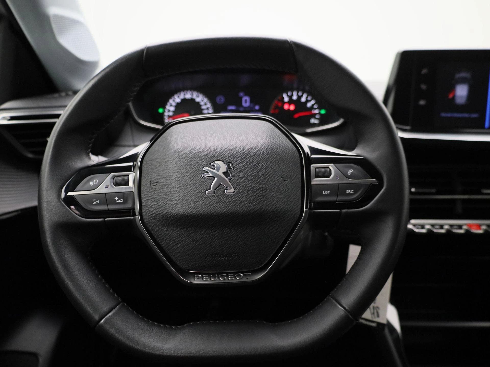 Peugeot-208-image-6
