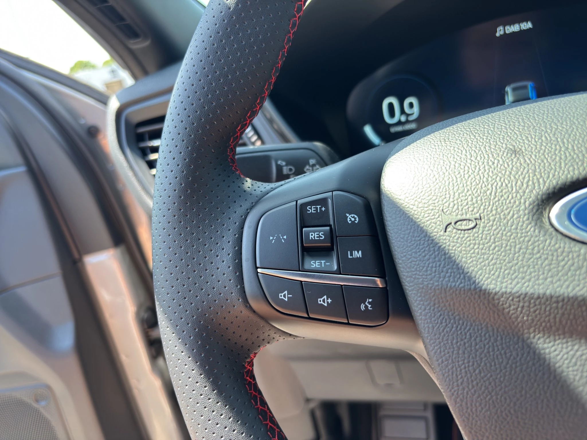 Ford Kuga ST-Line Aut.*KAM*LED-MATRIX*NAVI*GRA*WINTER-PKT.