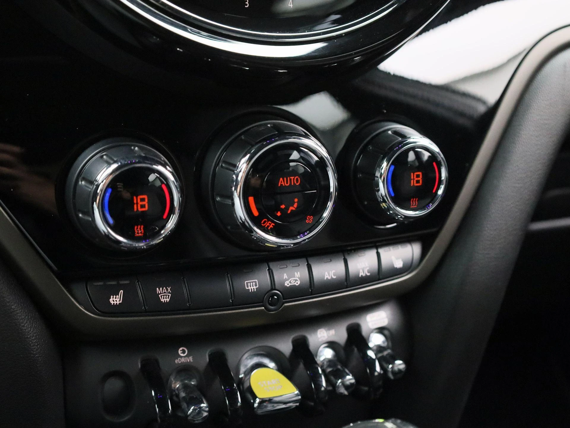 MINI-Countryman-image-25