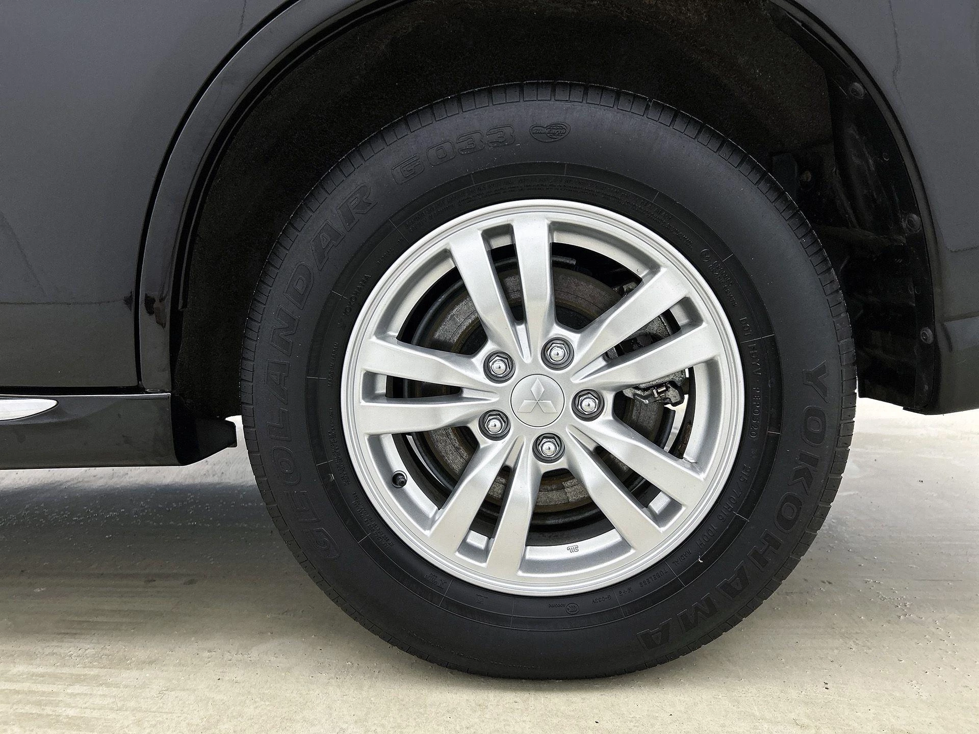 Mitsubishi-Outlander-image-35
