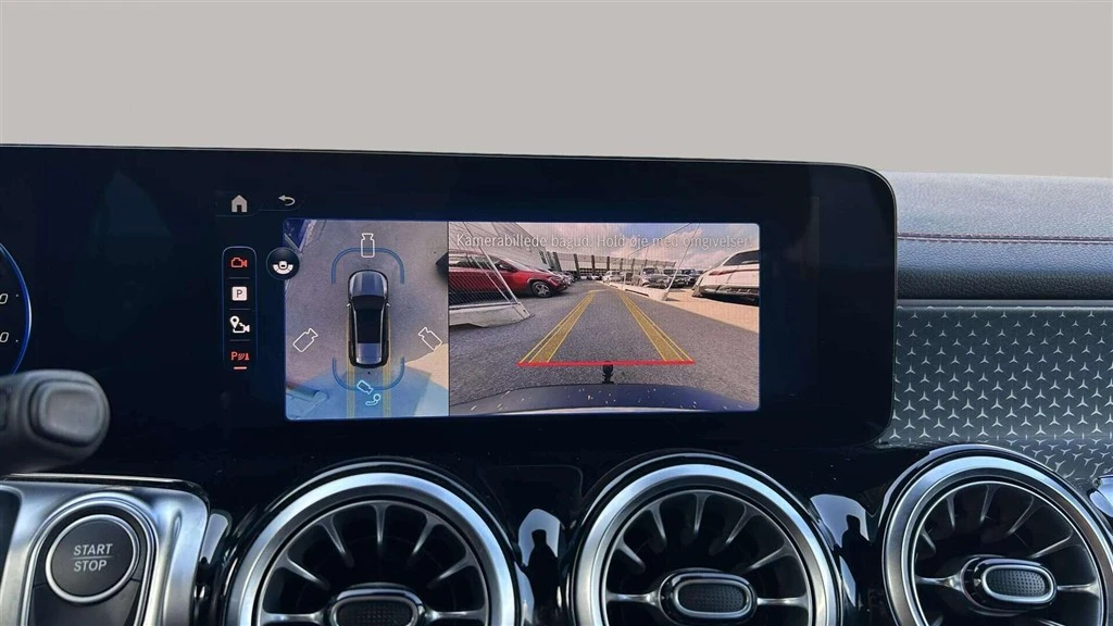 Mercedes-Benz-EQB-image-14