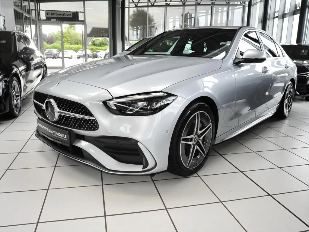 Mercedes-Benz-C-Klasse 300-image-7